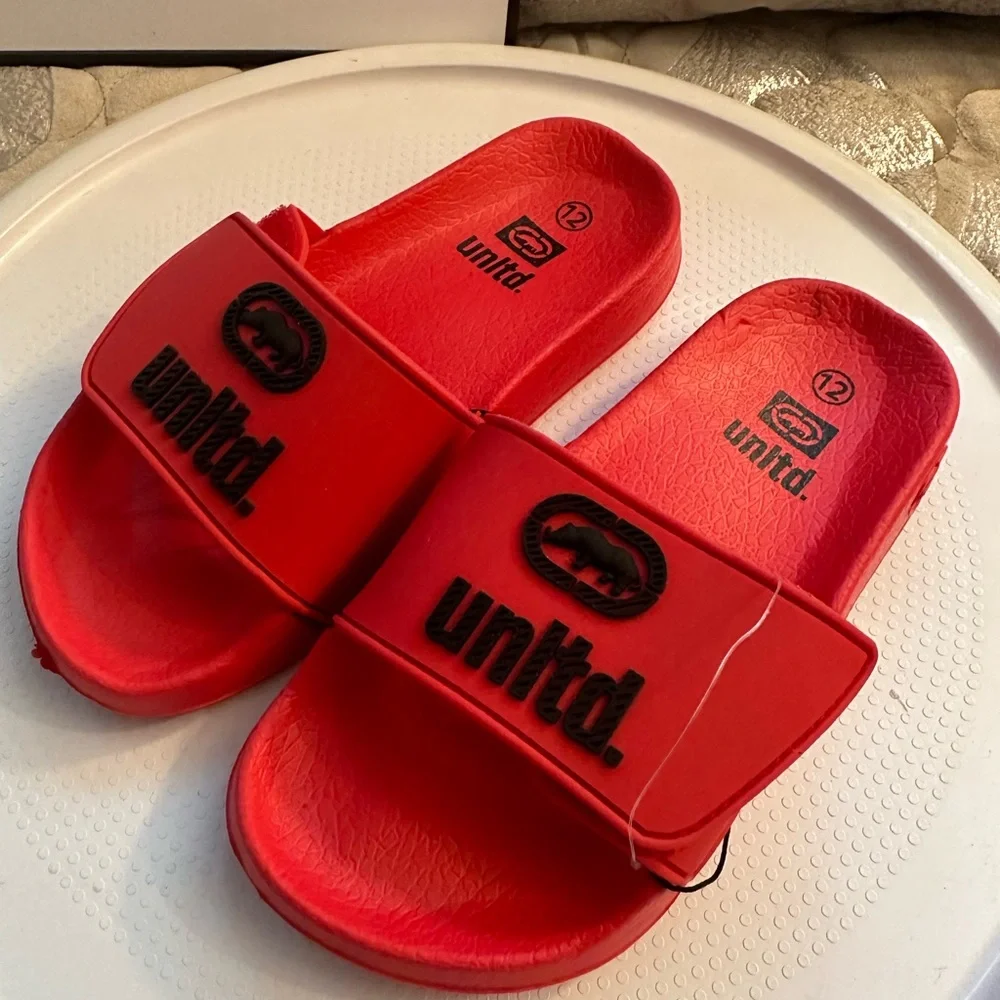 🆕Ecko Unlimited Kids Slides